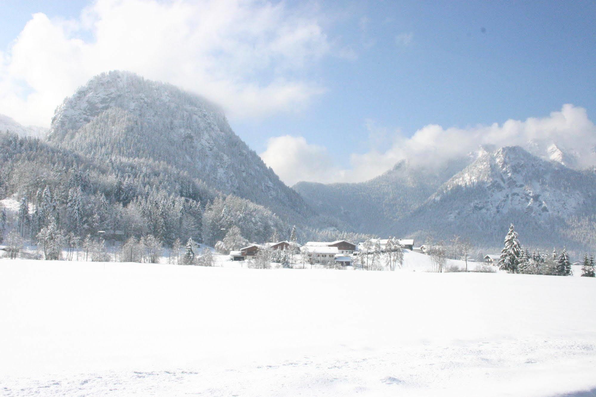 Aktivhotel & Gasthof Schmelz Ihr Urlaubs Hotel In Inzell Mit Wellness Hallenbad, Alpensauna & Dampfbad Exterior foto